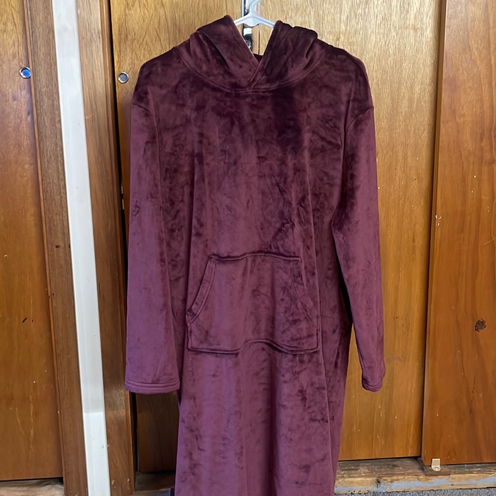 Plum sweater dress pj’s size L/XL
